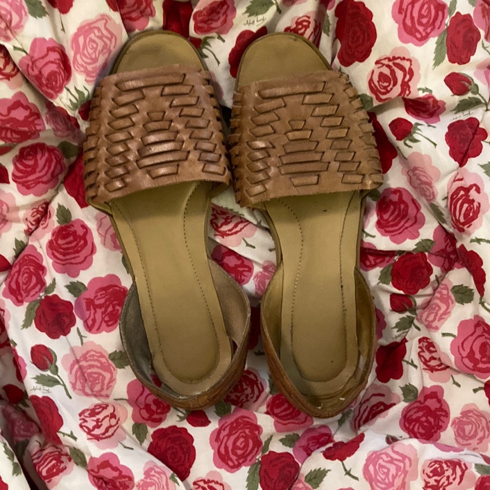 Franco Sarto Huaraches